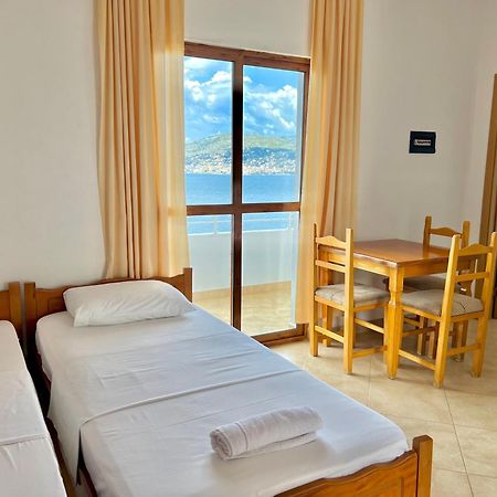 Redi'S Seaview Apartments Sarande Luaran gambar
