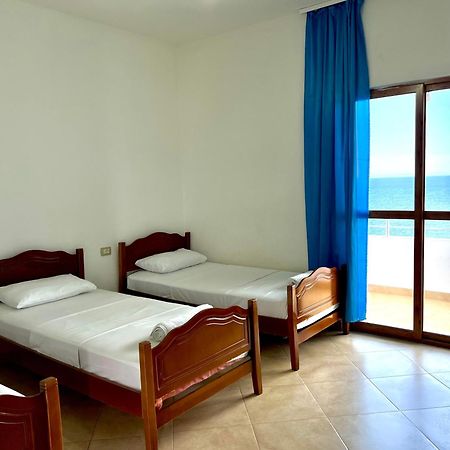 Redi'S Seaview Apartments Sarande Luaran gambar