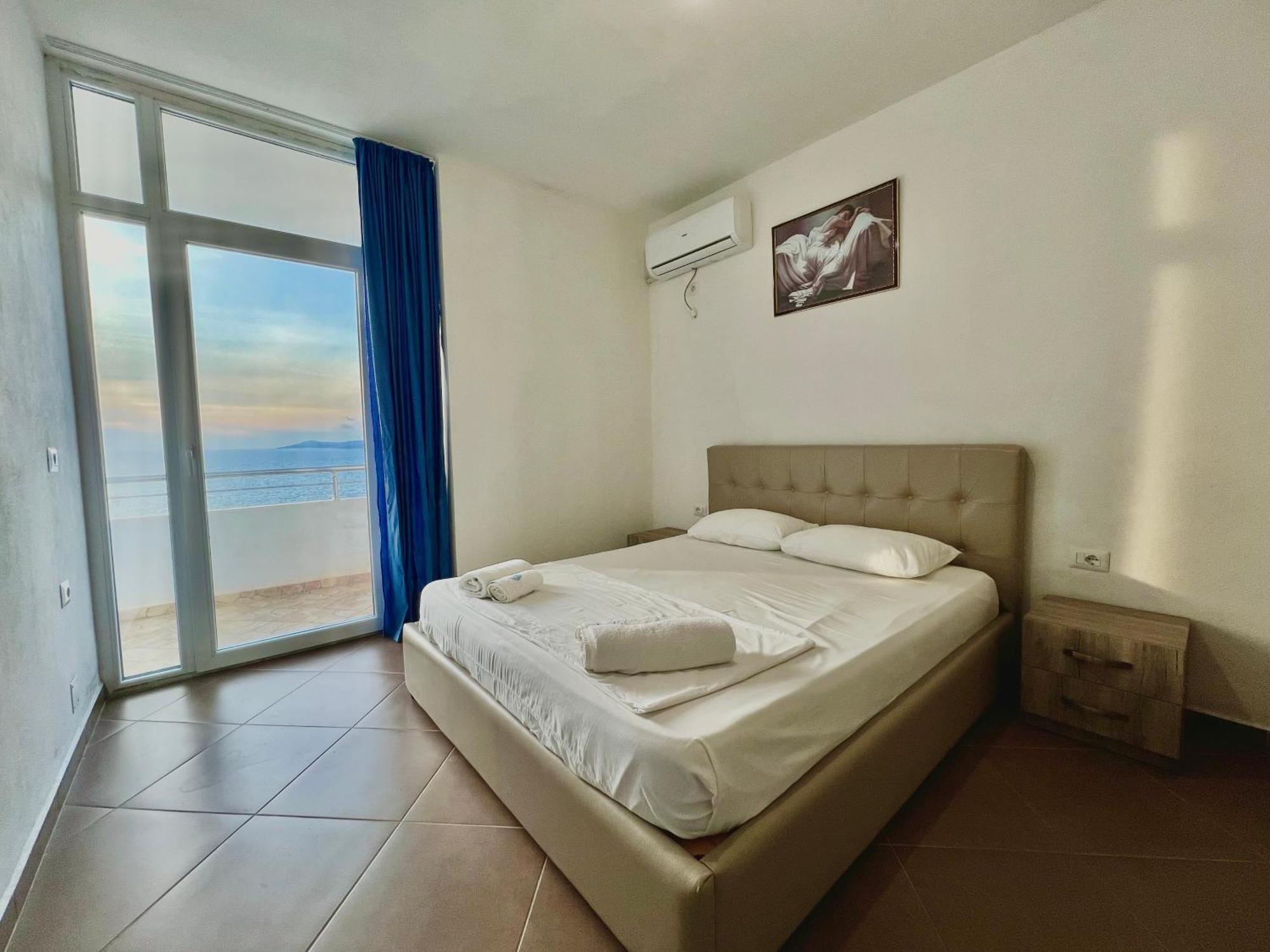 Redi'S Seaview Apartments Sarande Luaran gambar