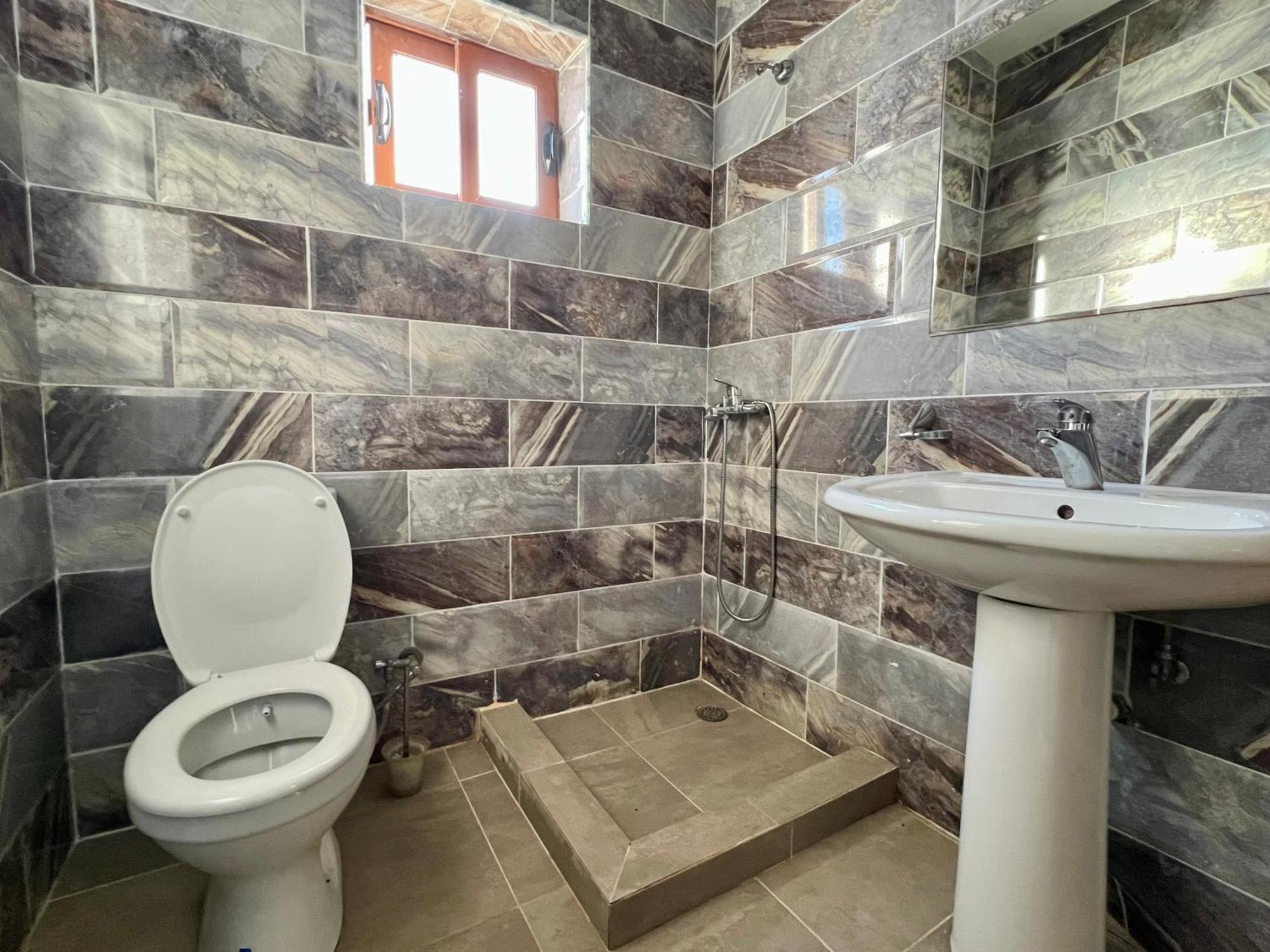 Redi'S Seaview Apartments Sarande Luaran gambar