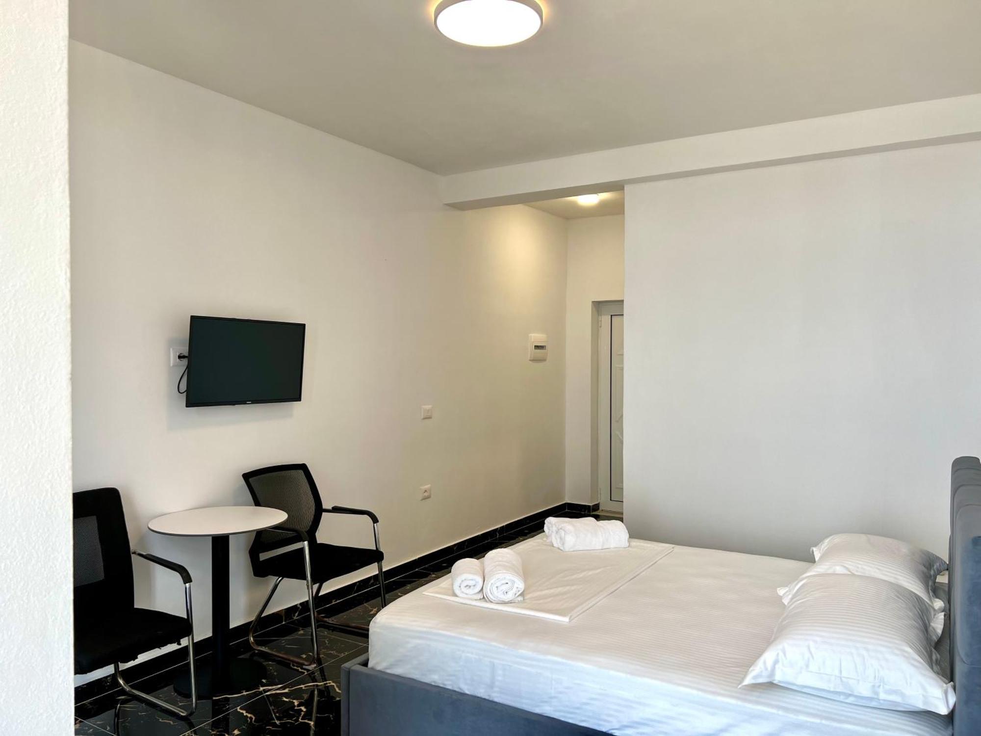 Redi'S Seaview Apartments Sarande Luaran gambar