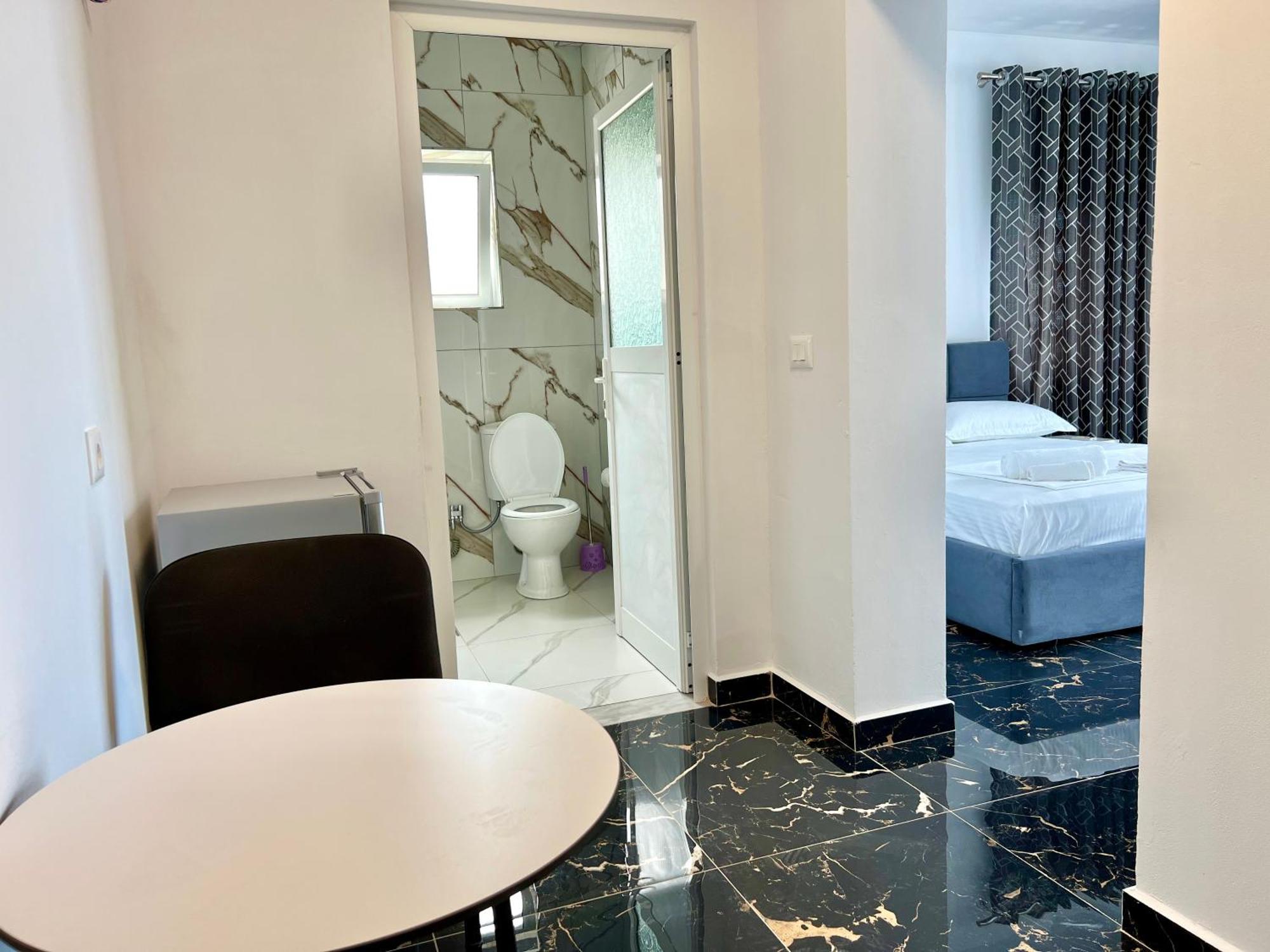 Redi'S Seaview Apartments Sarande Luaran gambar