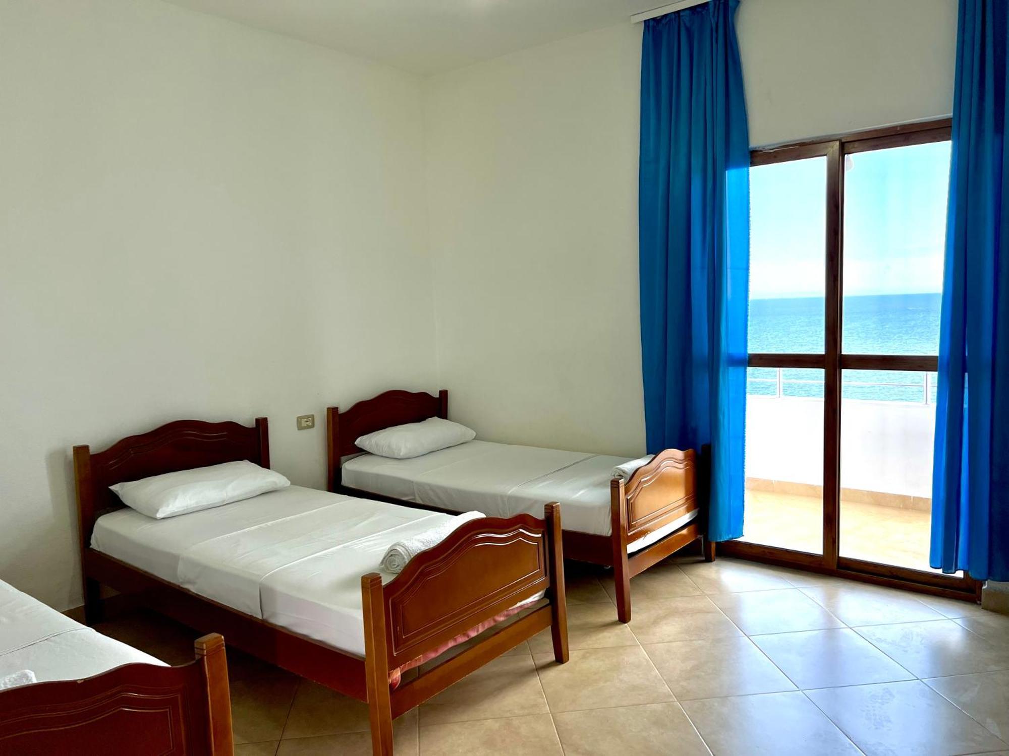 Redi'S Seaview Apartments Sarande Luaran gambar
