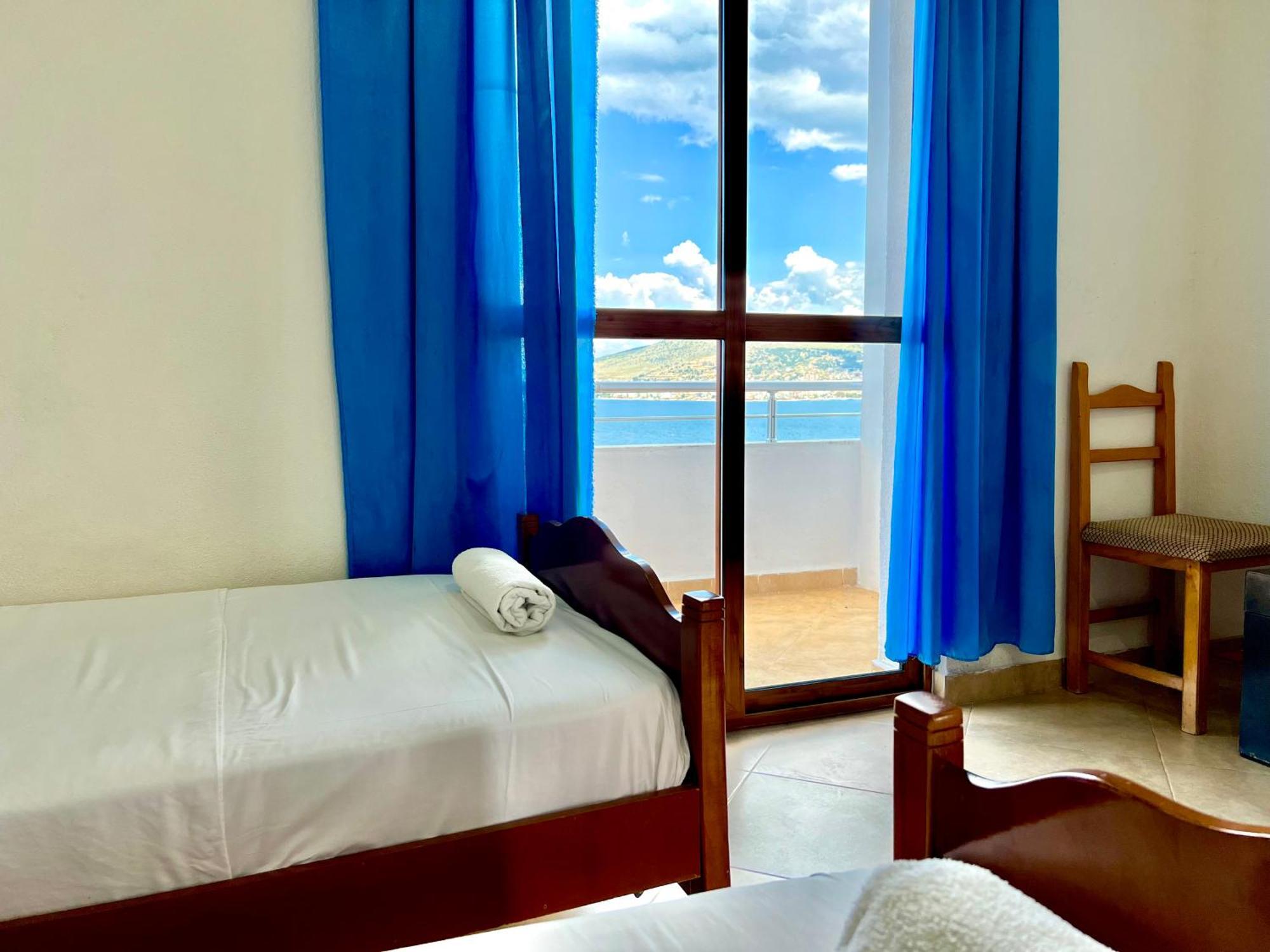 Redi'S Seaview Apartments Sarande Luaran gambar